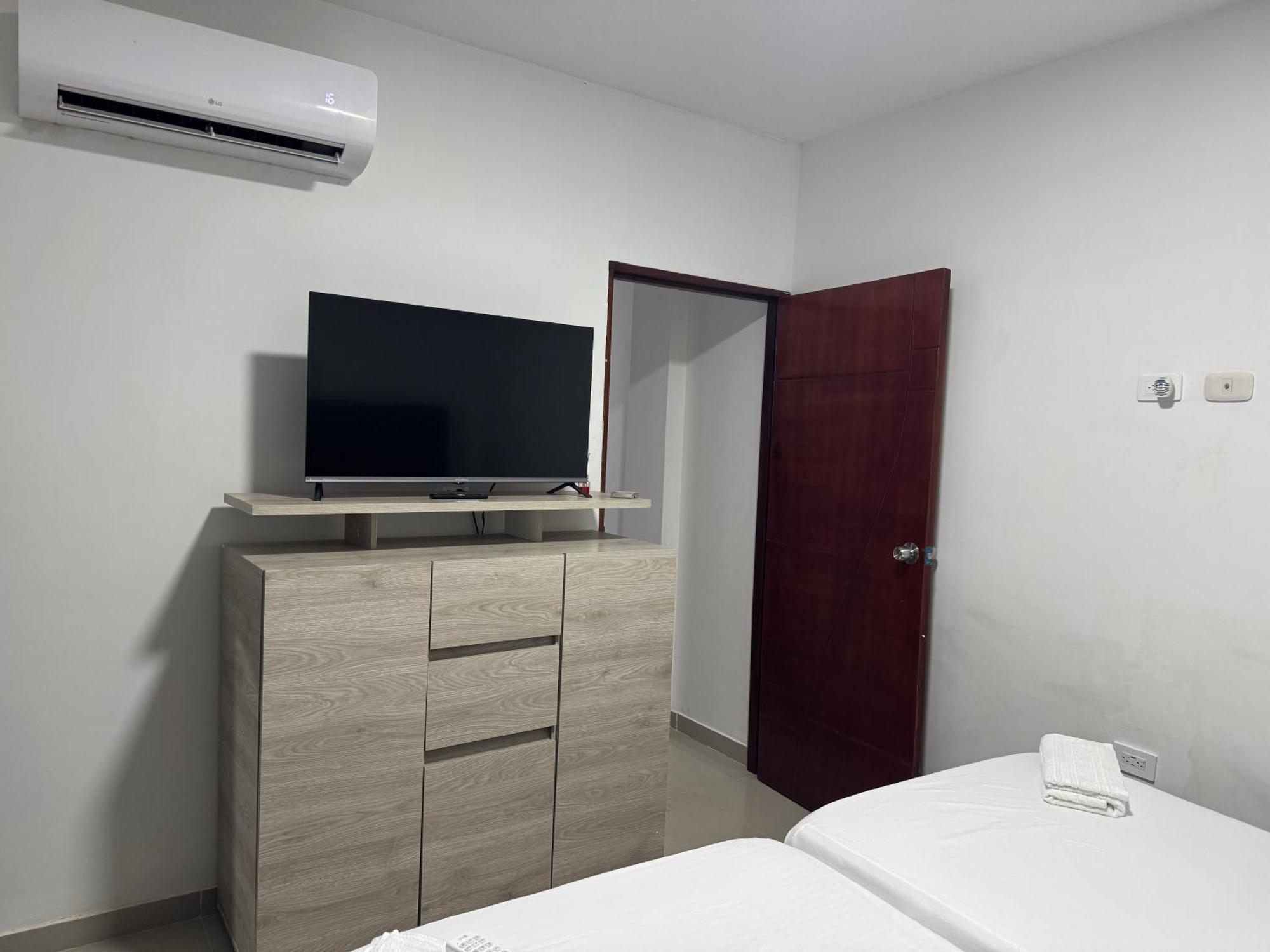 Apartamentos El Mochilero Frente A La Playa Piso 1 Apto 1 Apartment